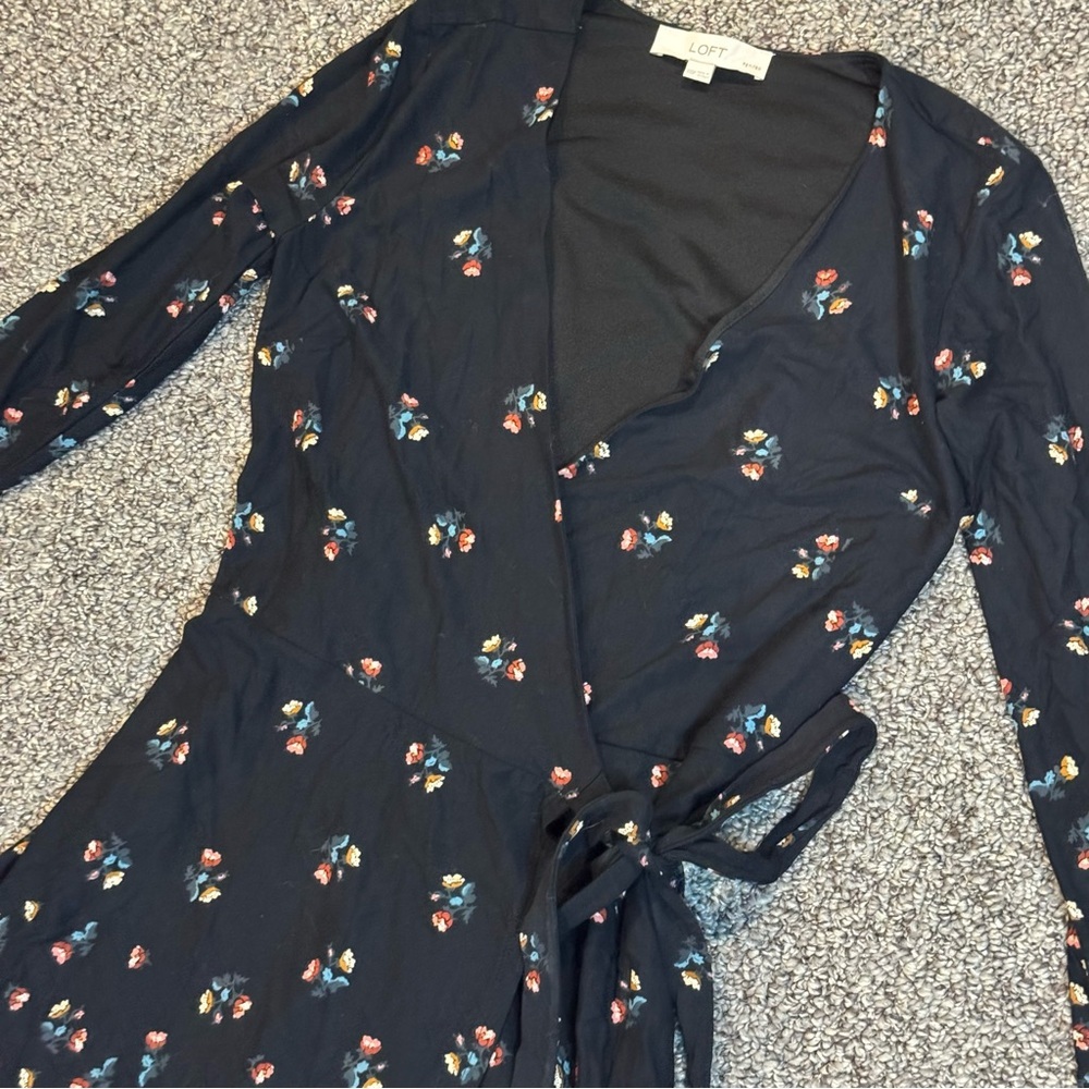 LOFT Black Floral Long Sleeve Dress - Picture 3 of 7